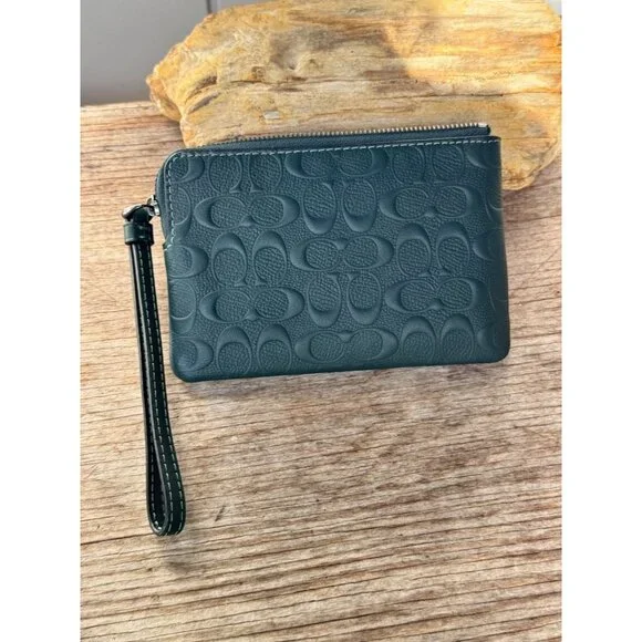 Coach Embossed Leather Wristlet Wallet Green Double-Zip Closure - Picture 7 of 7